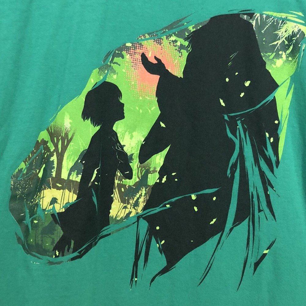 Anime Fantasy Magical Amulet Shield Warrior Green Shirt Men Size Medium - Picture 2 of 12